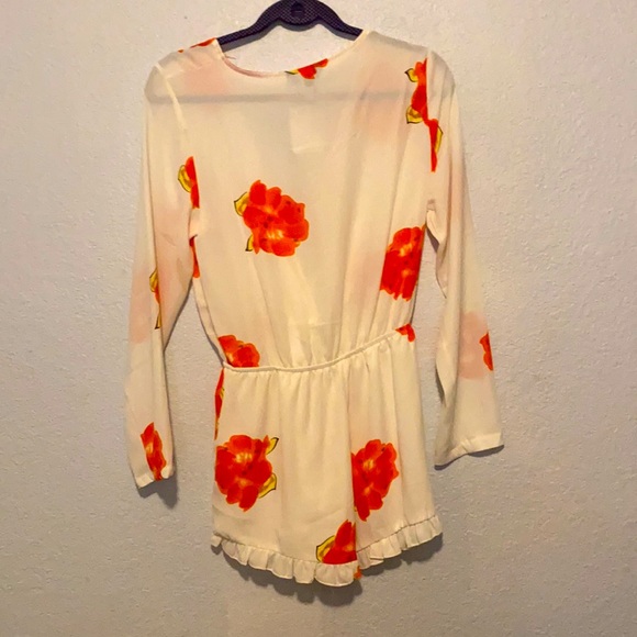 White flowered long sleeved romper - Picture 2 of 2